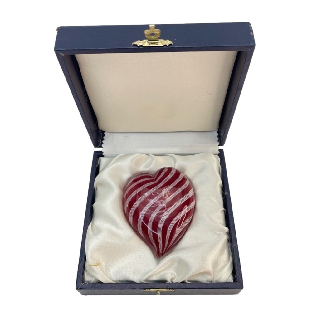 Murano Art Glass Paperweight Puffed Heart with Sticker and Case